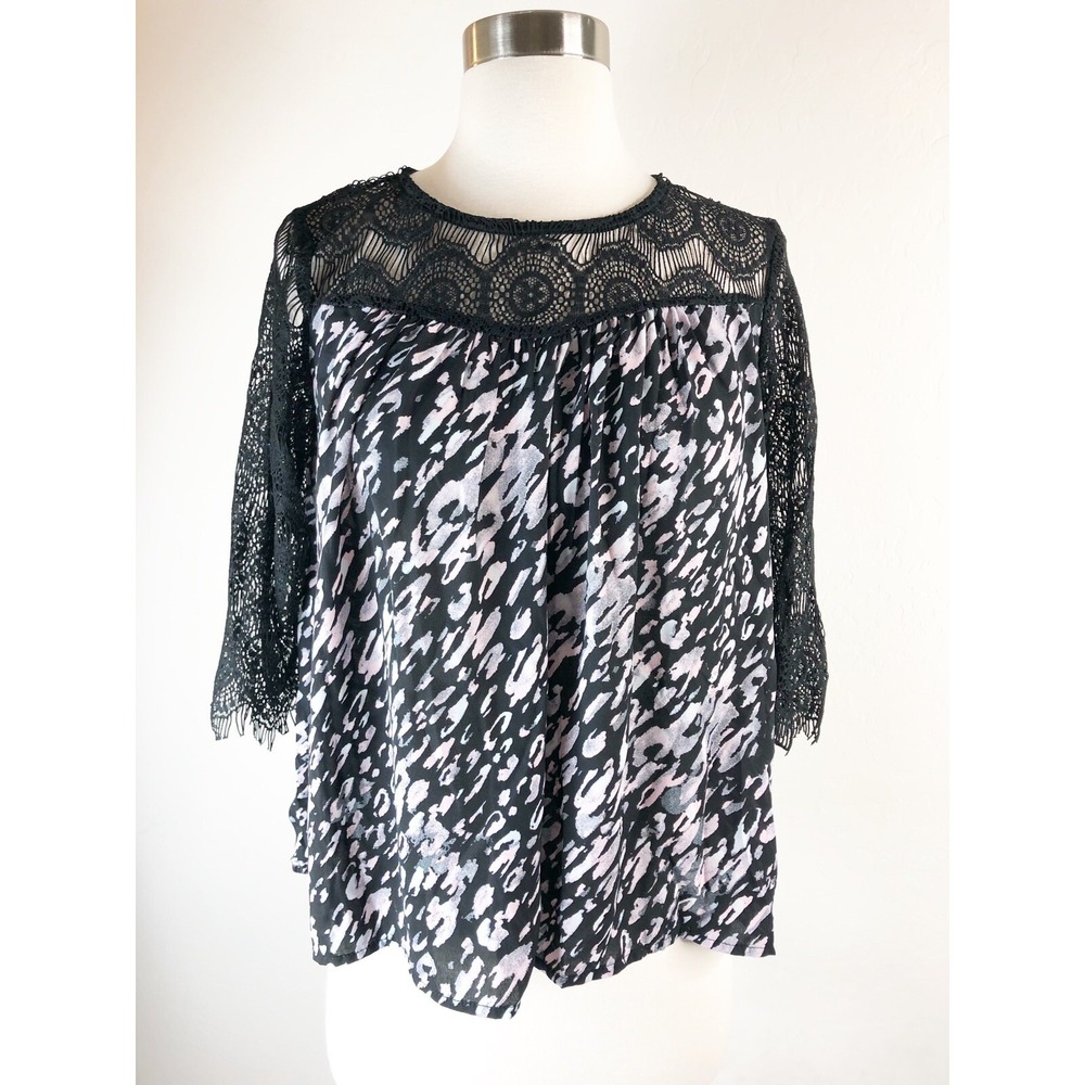 XHILIRATION Womens Small Flowy Crochet Sleeve Shirt Blouse‎ Black Pink Gray